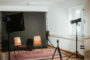 Büro-Gemeinschaft mit Fotostudio, Besprechungsraum und Podcast-Produktion