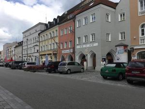 Ladenraum am historischen Stadtplatz 