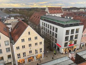 Kaufhof Ingolstadt_Dach Ausblick auf Ludwigstrasse.jpg