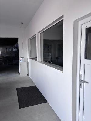 Halle_innen Anbau 2.jpg